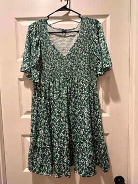 Green Floral Woman's Smocked V-neck Dress